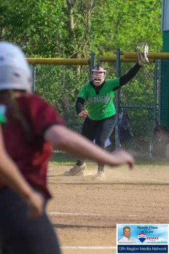 04-18-23-HHS-softball-vs-HC00003